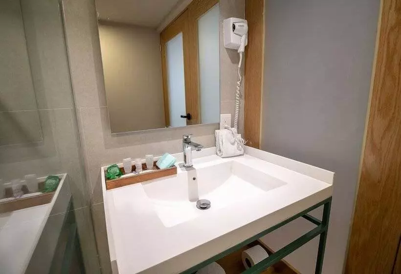 Executive-huone, Oliva Plaza