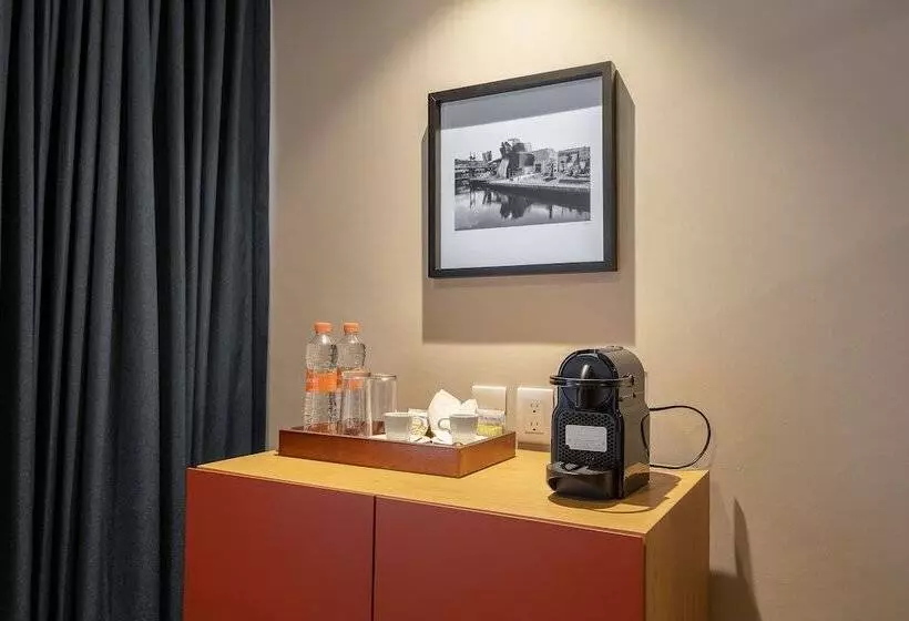 Executive-huone, Oliva Plaza
