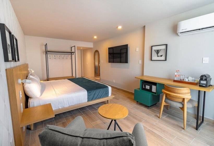 חדר אקזקיוטיב, Oliva Plaza