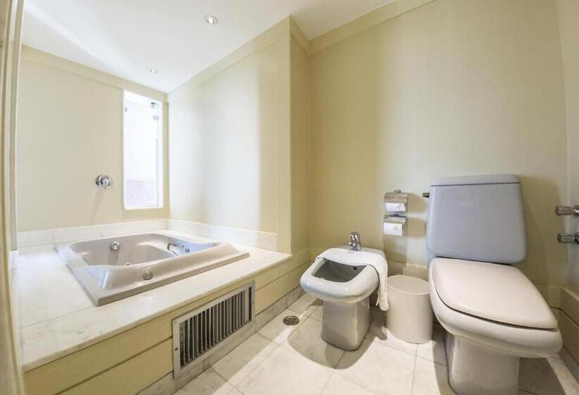 סוויטה דלוקס, Grand Bittar