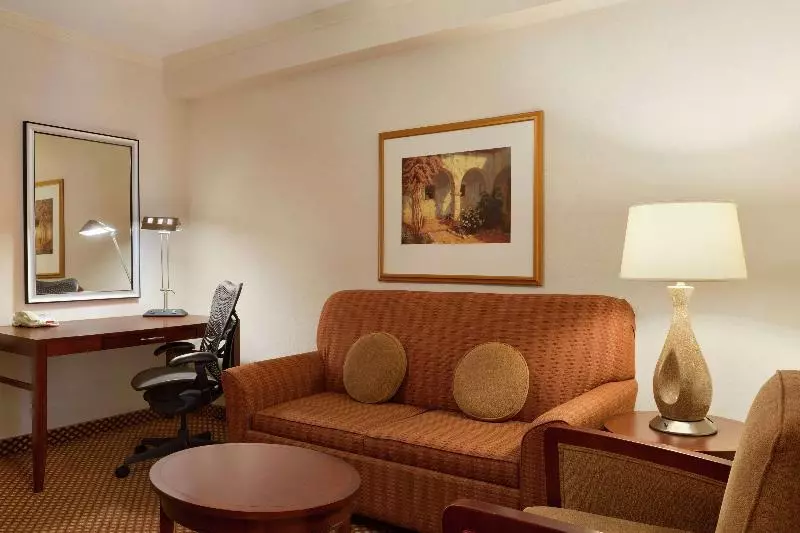キングサイズベッドのスイートルーム, Hilton Garden Inn Shreveport
