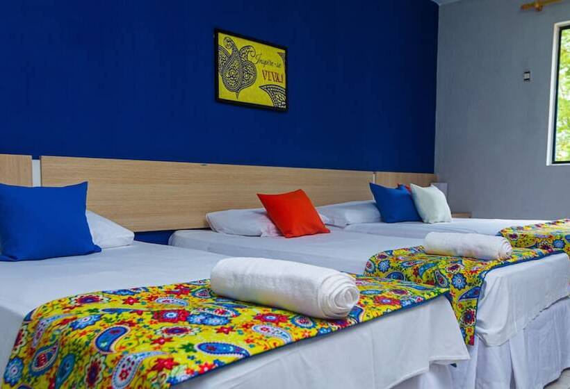 Четырехместный Номер Стандарт, Kalamari Beach