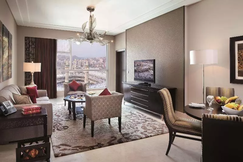 キングサイズベッドのジュニアスイート, Makkah Clock Royal Tower, A Fairmont