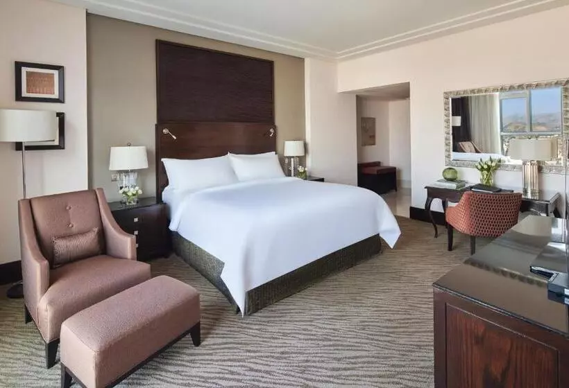 キングサイズベッドのジュニアスイート, Makkah Clock Royal Tower, A Fairmont