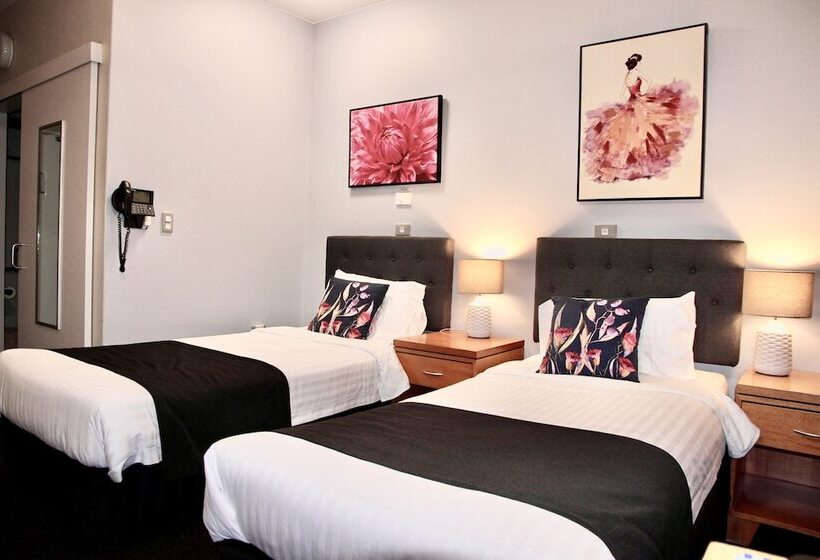 اتاق استاندارد, Mariners Court Hotel Sydney