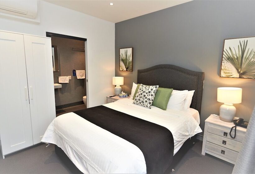 اتاق خانوادگی, Mariners Court Hotel Sydney