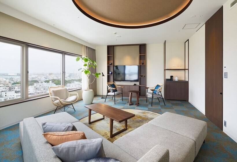 جناح جونيور, Okinawa Nahana Hotel & Spa