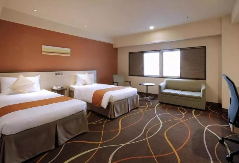 Superior Neljän Hengen Huone, Okinawa Nahana Hotel & Spa