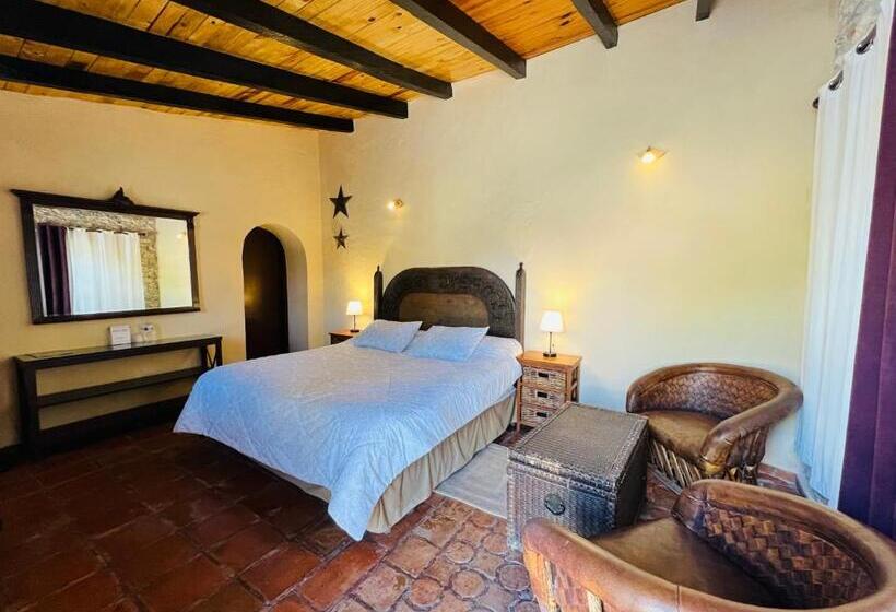 غرفة قياسية سرير كينج, Parador Vernal