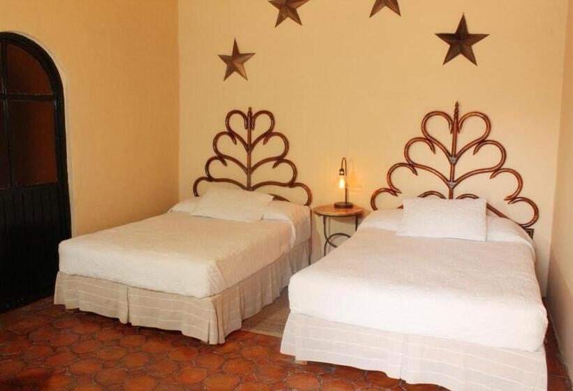 غرفة قياسية رباعية, Parador Vernal