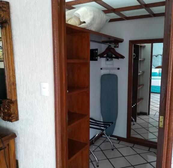 带大床的套房, Posada Quinta Las Flores