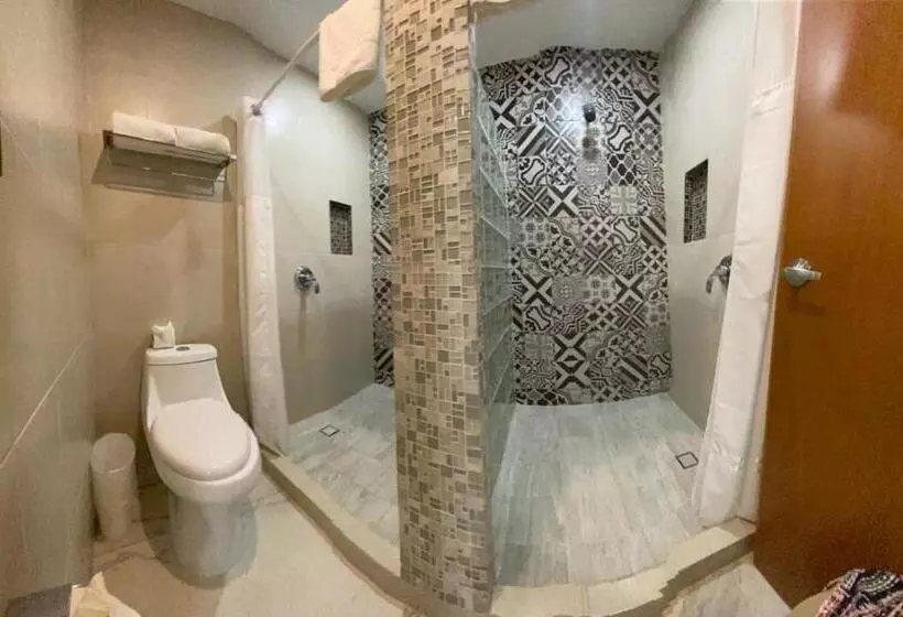 سوییت خانوادگی, Posada Quinta Las Flores