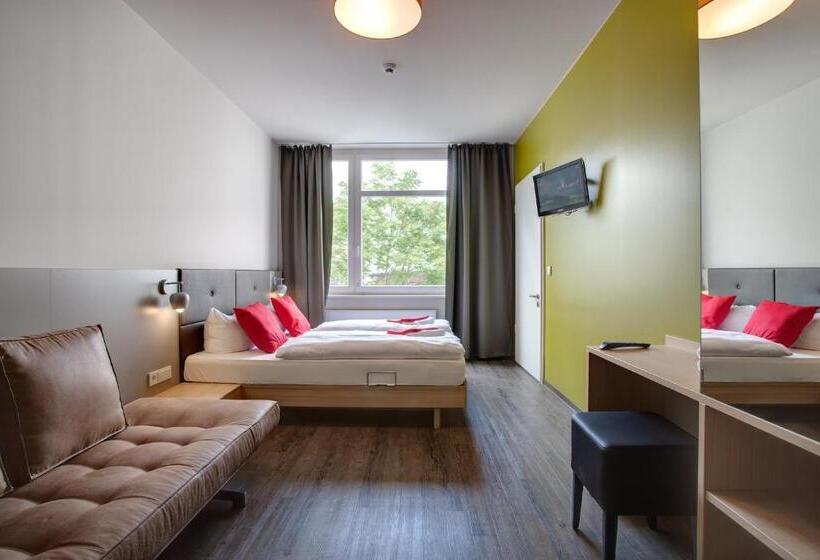 اتاق استاندارد سه نفره, Meininger Hotel Berlin Mitte