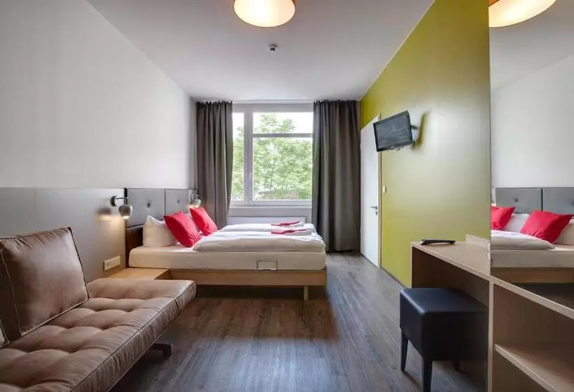اتاق استاندارد سه نفره, Meininger Hotel Berlin Mitte
