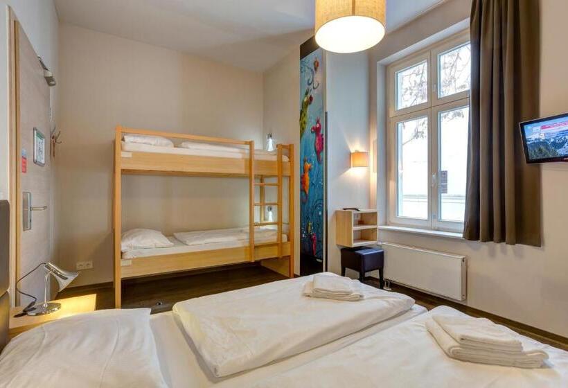 اتاق خانوادگی, Meininger Hotel Berlin Mitte