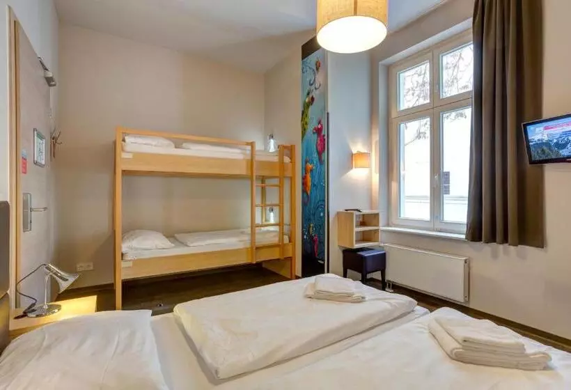 اتاق خانوادگی, Meininger Hotel Berlin Mitte