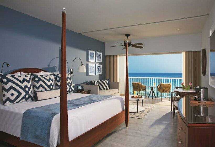 اتاق استاندارد, Secrets St. James