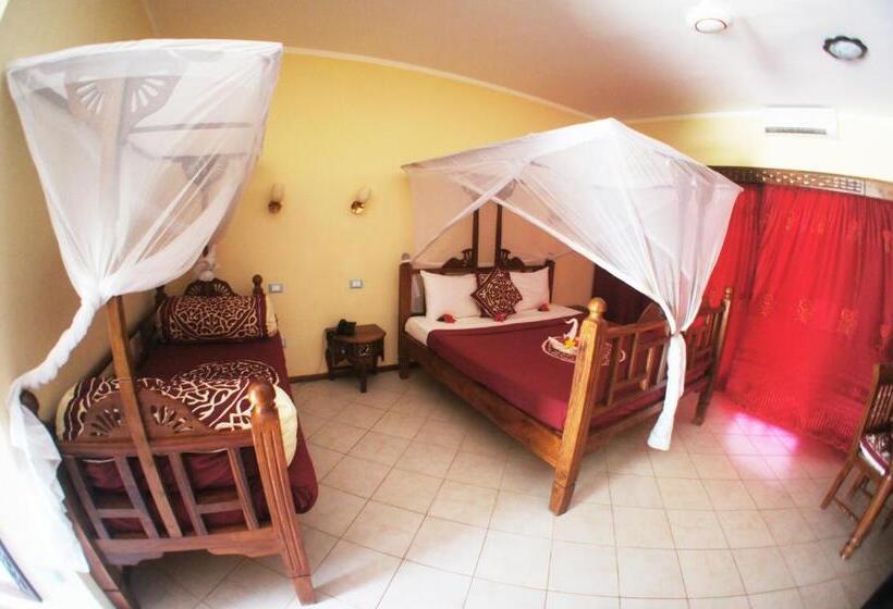 غرفة قياسية مطلّة علي البحر, Jaz Adonia