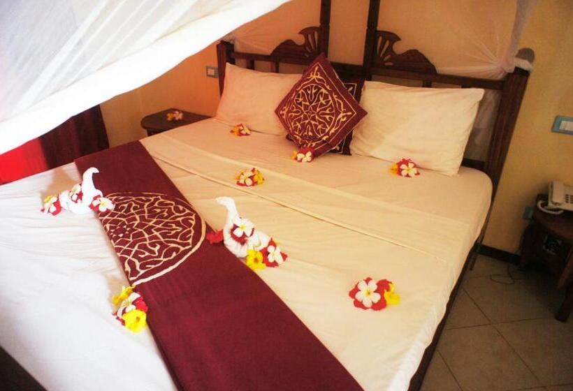 غرفة قياسية مطلّة علي البحر, Jaz Adonia