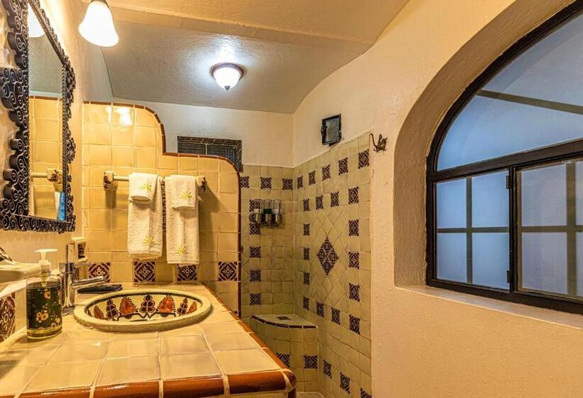 Люкс Повышенной Комфортности, Casa Del Sol Inn