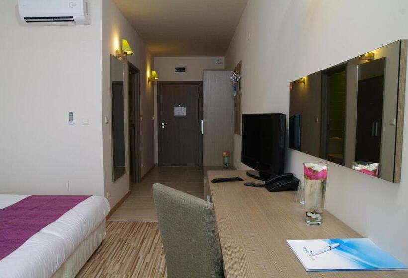 غرفة قياسية مزوَّدة بشُرفة, Aqua Nevis Hotel & Aqua Park   All Inclusive