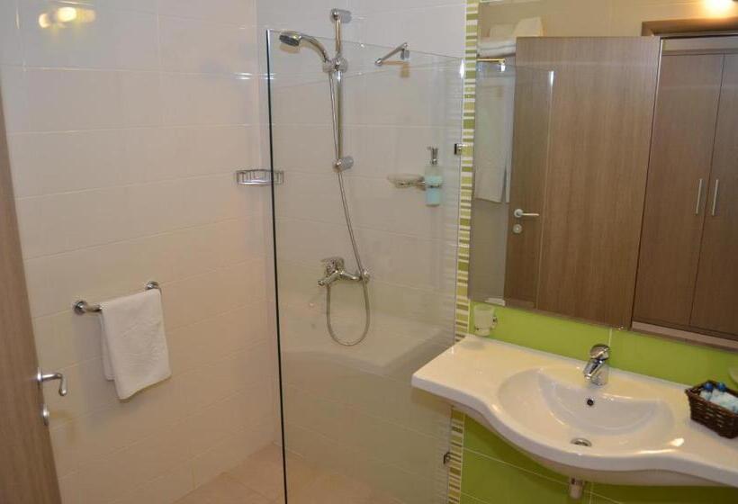 غرفة قياسية مزوَّدة بشُرفة, Aqua Nevis Hotel & Aqua Park   All Inclusive