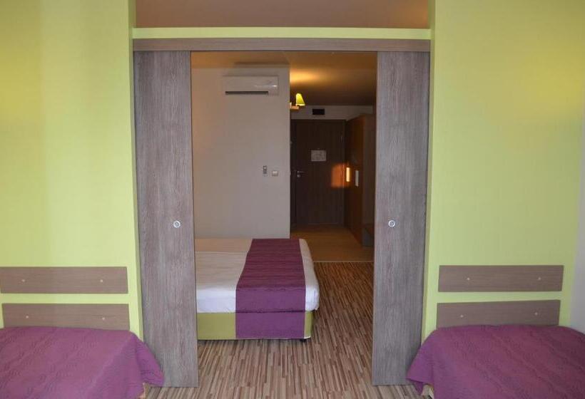 带阳台套房, Aqua Nevis Hotel & Aqua Park   All Inclusive