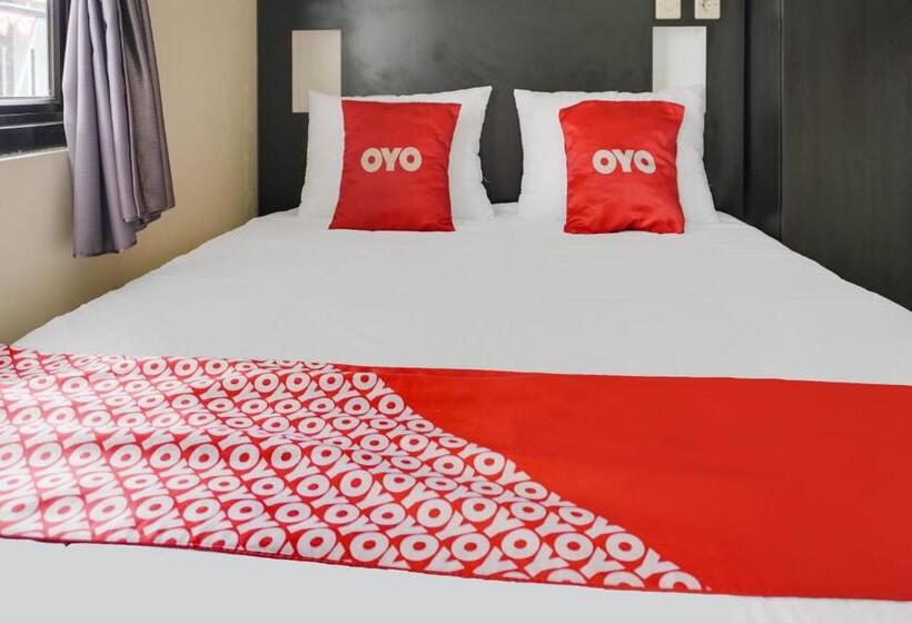 Номер Deluxe Кровать Кинг, Oyo 3826 Columbus Residence K11