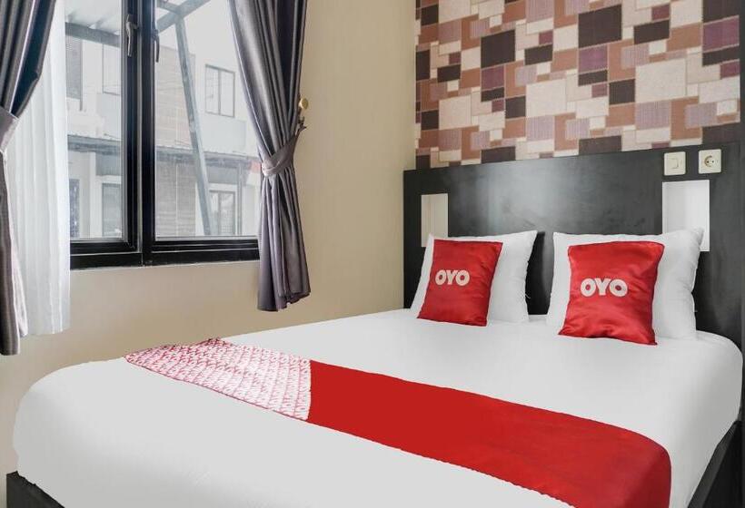 Номер Deluxe Кровать Кинг, Oyo 3826 Columbus Residence K11