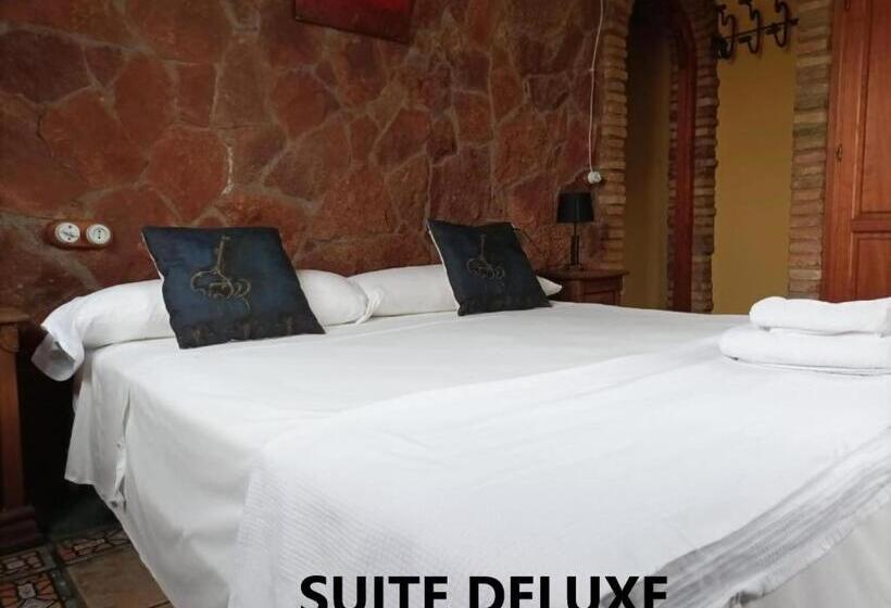 جناح ديلوكس, Alojamientos La Casa De Piedra