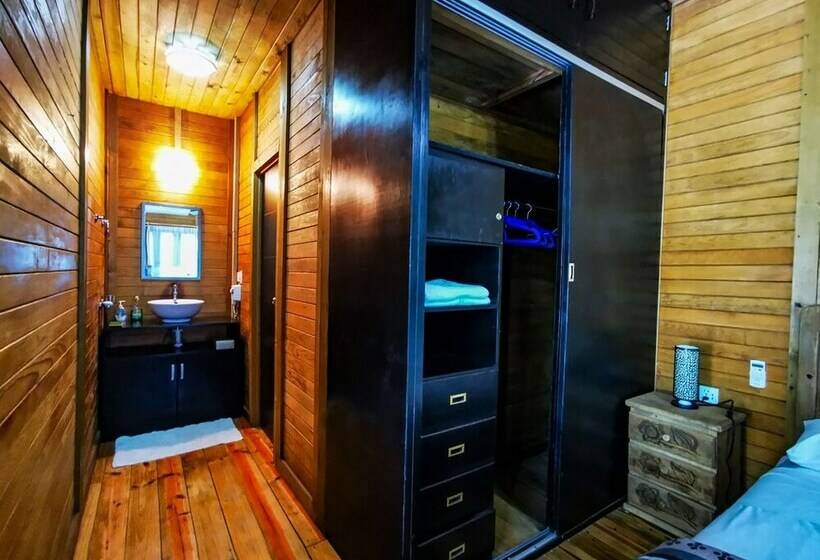 클래식 룸 더블 침대, Alicat Villas