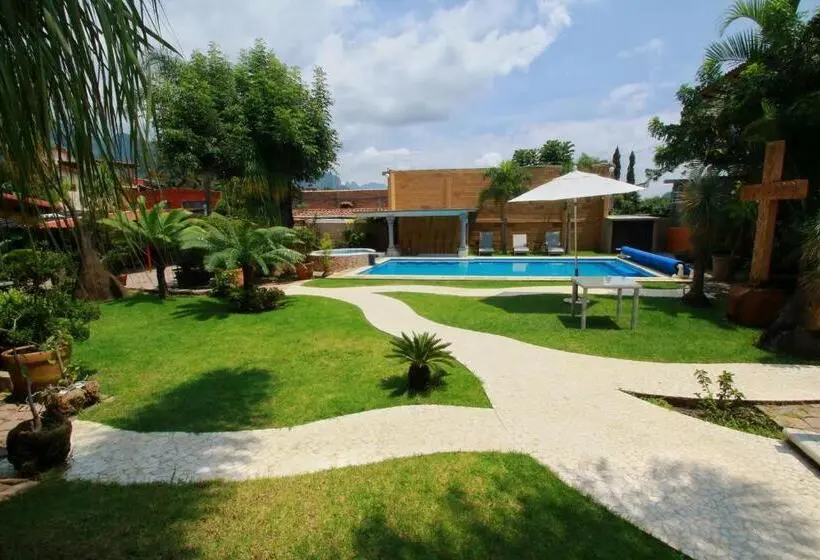 اتاق لوکس با بالکن, Concierge Flor Y Canto