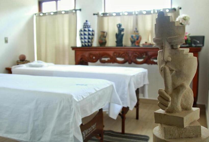 スタンダードルーム, Concierge Flor Y Canto