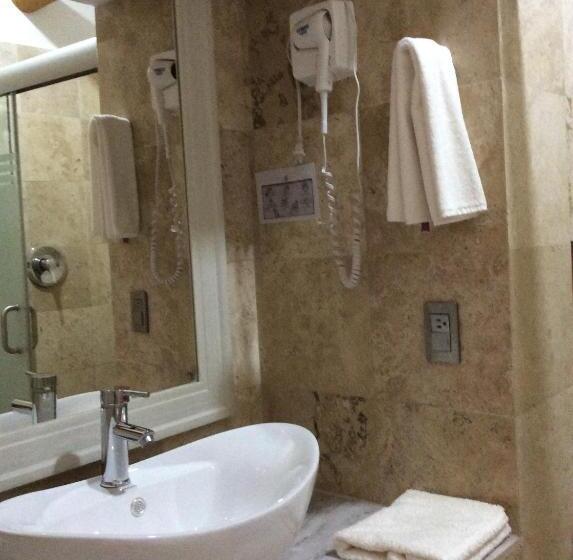 スタンダードルーム, Concierge Flor Y Canto