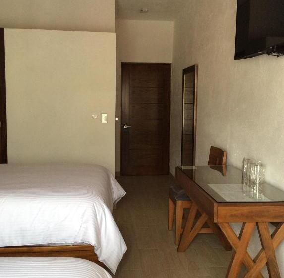 带阳台标准四人间, Concierge Flor Y Canto