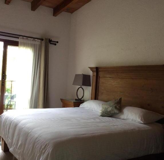 バルコニー付きデラックスルーム, Concierge Flor Y Canto