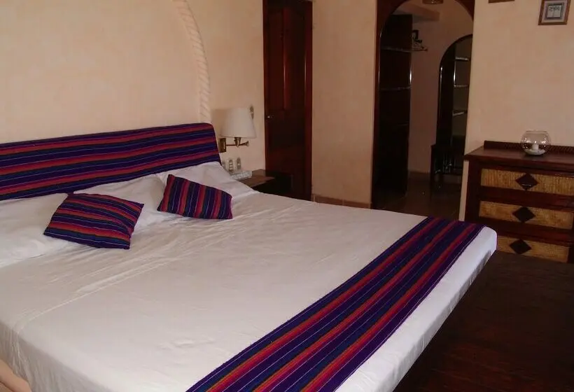 سوئیت دولوکس با چشم‌انداز, La Escollera Suites Adults Only