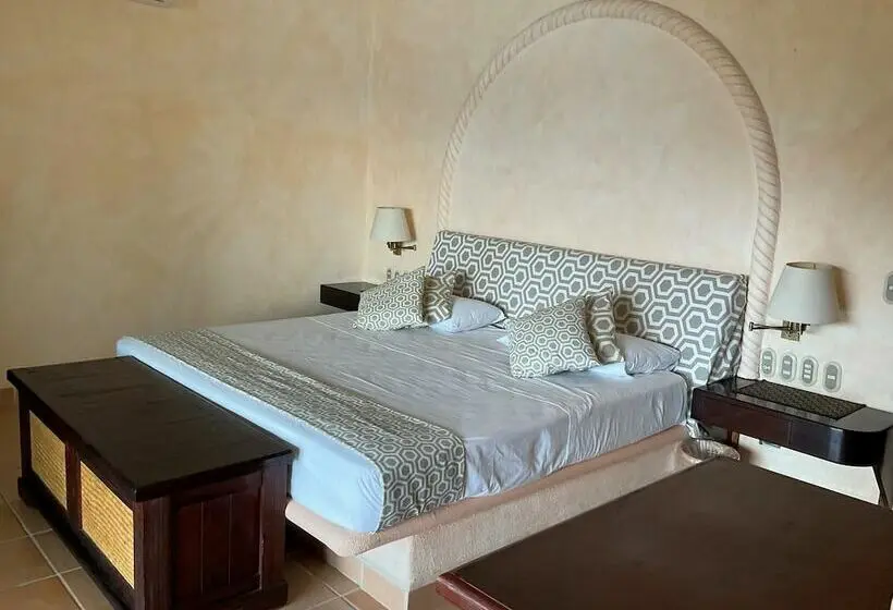 سوئیت دولوکس با چشم‌انداز, La Escollera Suites Adults Only