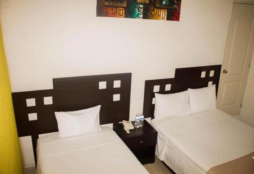 标准三人间, Rosvel