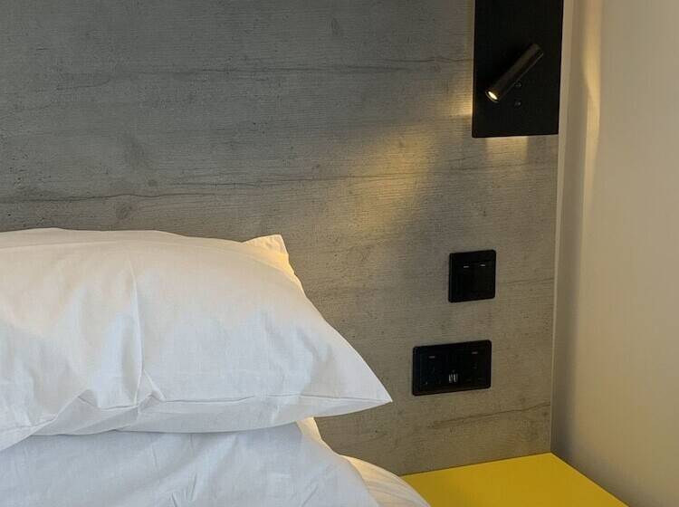 Номер Deluxe, Motel Air Glasgow Airport