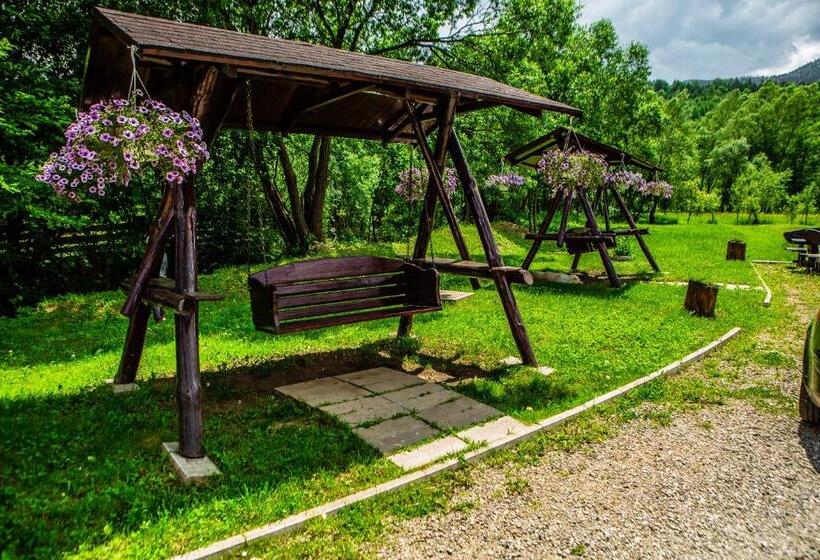 Люкс 2 Спальни, Pensiunea Arc Bucovina