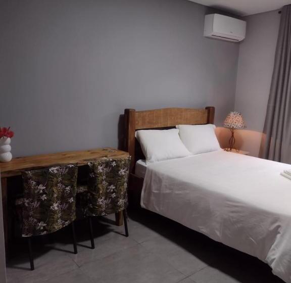 Номер Стандарт, Armazém Do Porto, Chalé Azaléia