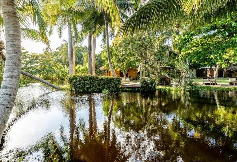 غرفة قياسية مزوَّدة بشُرفة, Kibayo Lagoon Villa