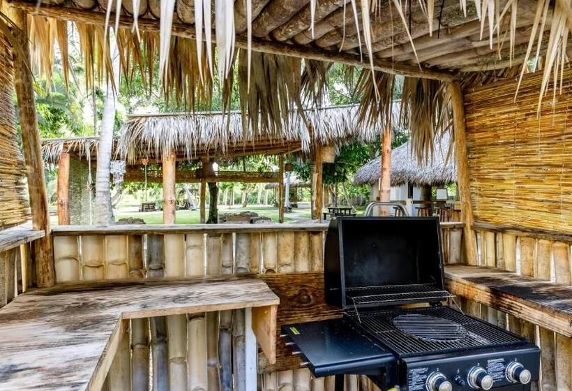 غرفة ديلوكس مطلّة علي الحديقة, Kibayo Lagoon Villa