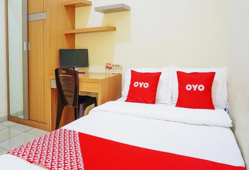 Номер Deluxe, Oyo Flagship 90723 Khalifi House Malang