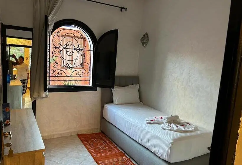 ２ダブルベッドのスタンダードルーム, Riad Redwan