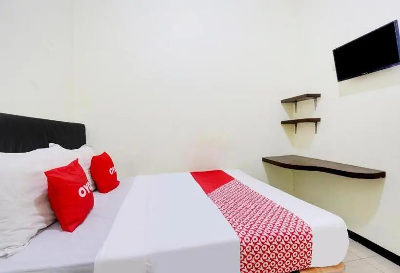デラックスルーム, Capital O 90709 Djati Guest House