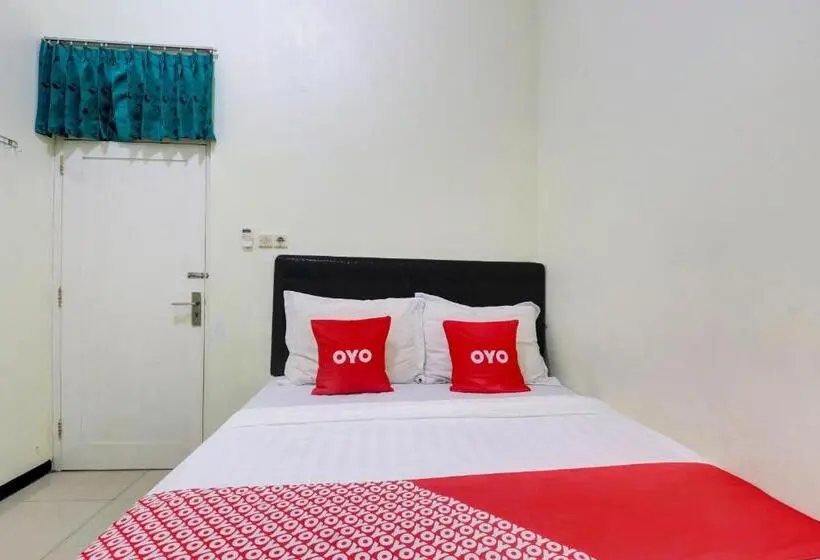 デラックスルーム, Capital O 90709 Djati Guest House