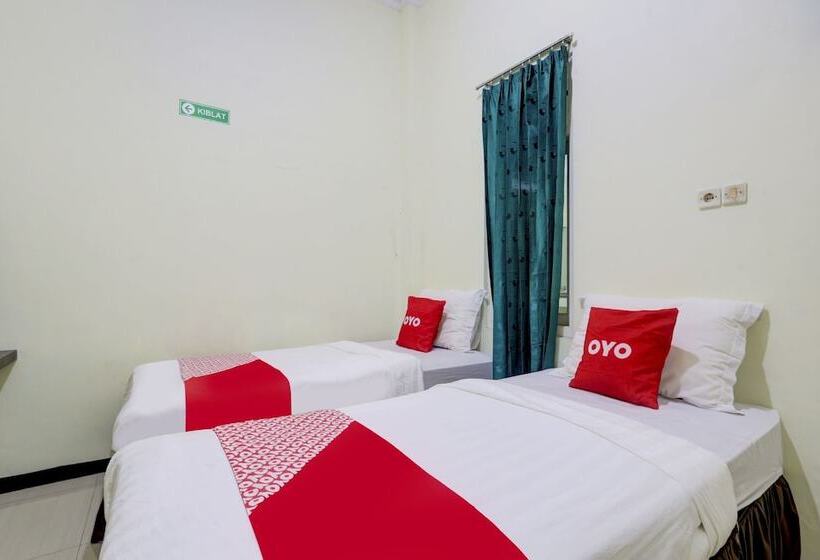 豪华房间, Capital O 90709 Djati Guest House