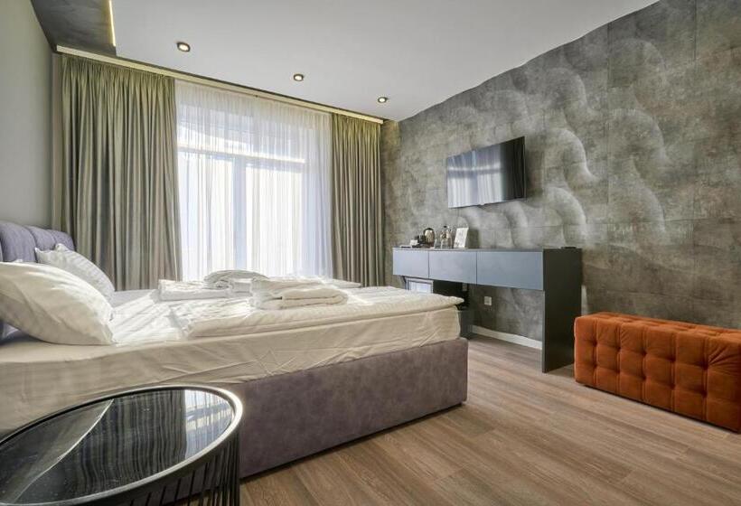 Standard Kolmen Hengen Huone, Olimp